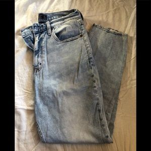 Abercrombie Ultra High-Rise Straight Jeans